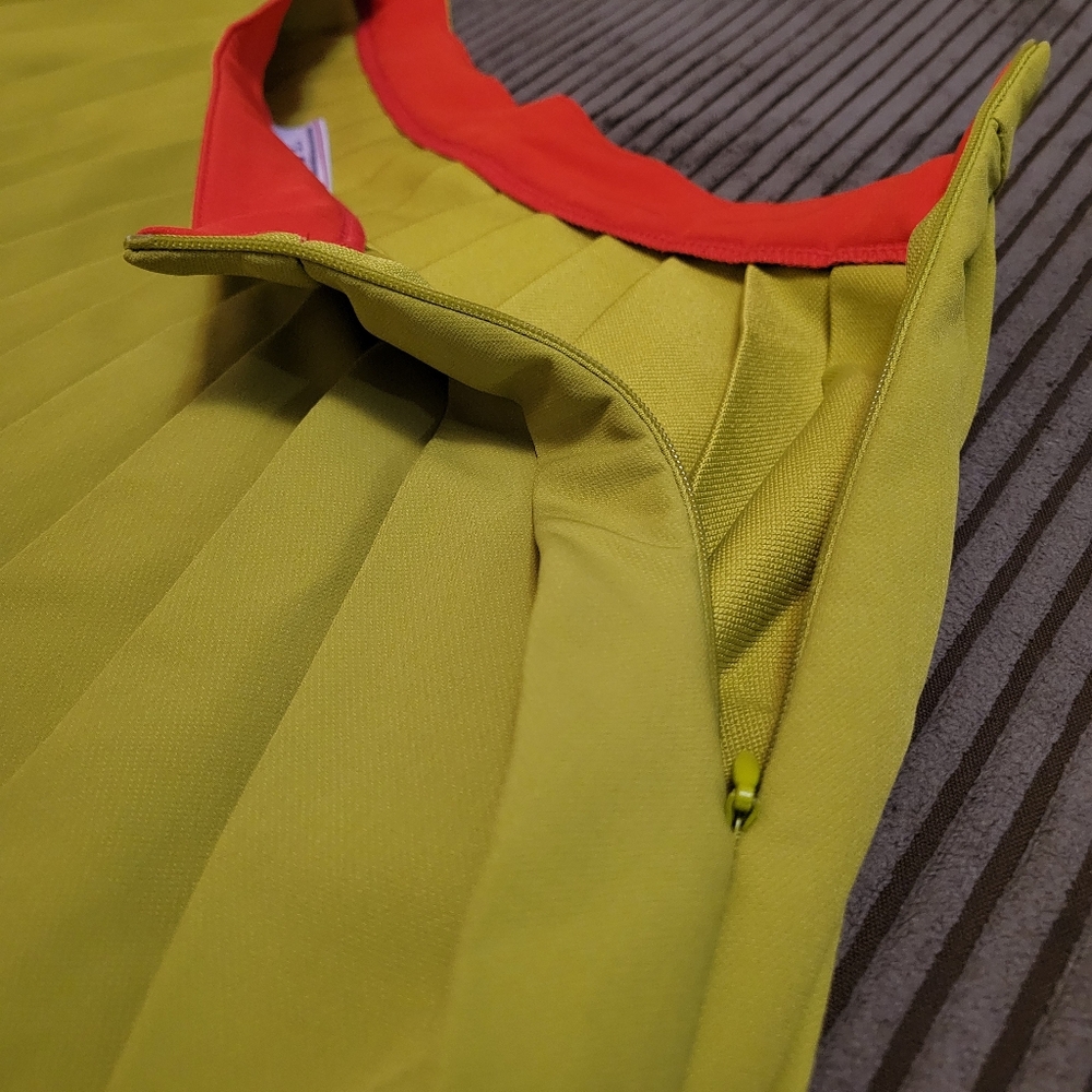 Fila X Urban Outfitters [Small] Pleated Tennis Skirt - Picture 5 of 6